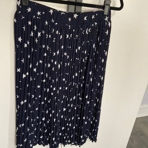 NWOT navy blue pleated midi skirt